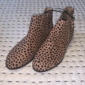 Cat & Jack Girls Sz 4 Judi Leopard Faux Suede Booties